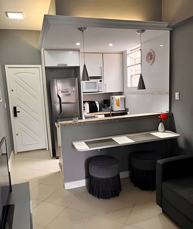 Duplex Copacabana com área aberta - 1 a 8 pessoas