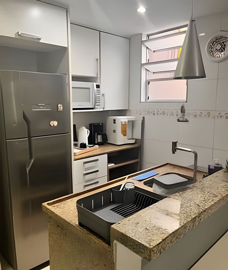 Duplex Copacabana com área aberta - 1 a 8 pessoas