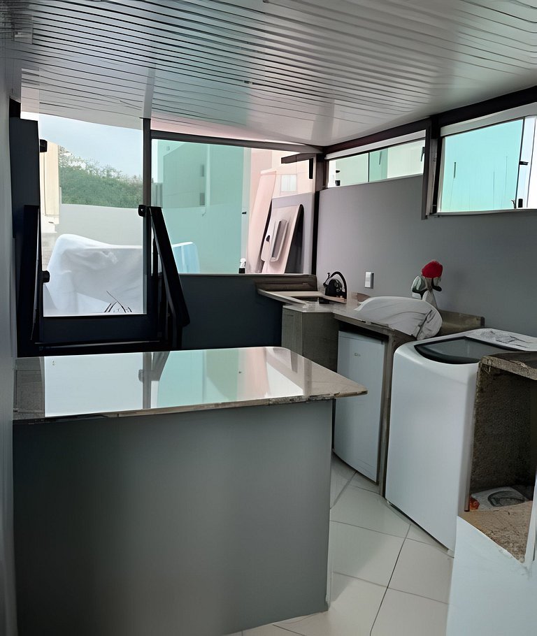 Duplex Copacabana com área aberta - 1 a 8 pessoas
